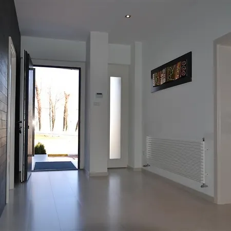 빌라 Vila Monte Carlo *