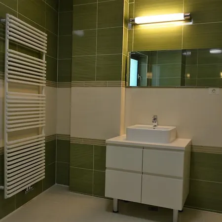빌라 Vila Monte Carlo *